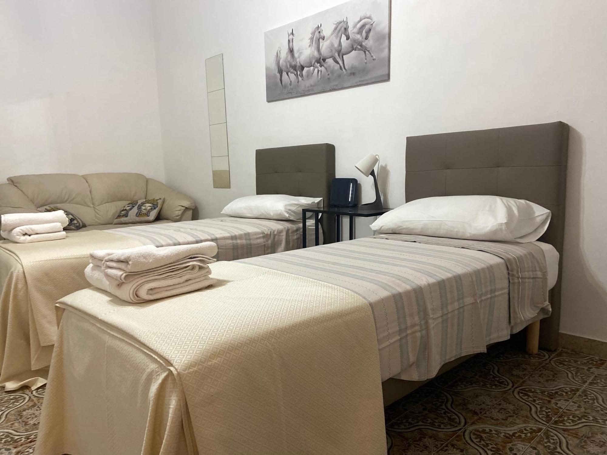 Casa Vacanza La Collegiata Katanya Dış mekan fotoğraf
